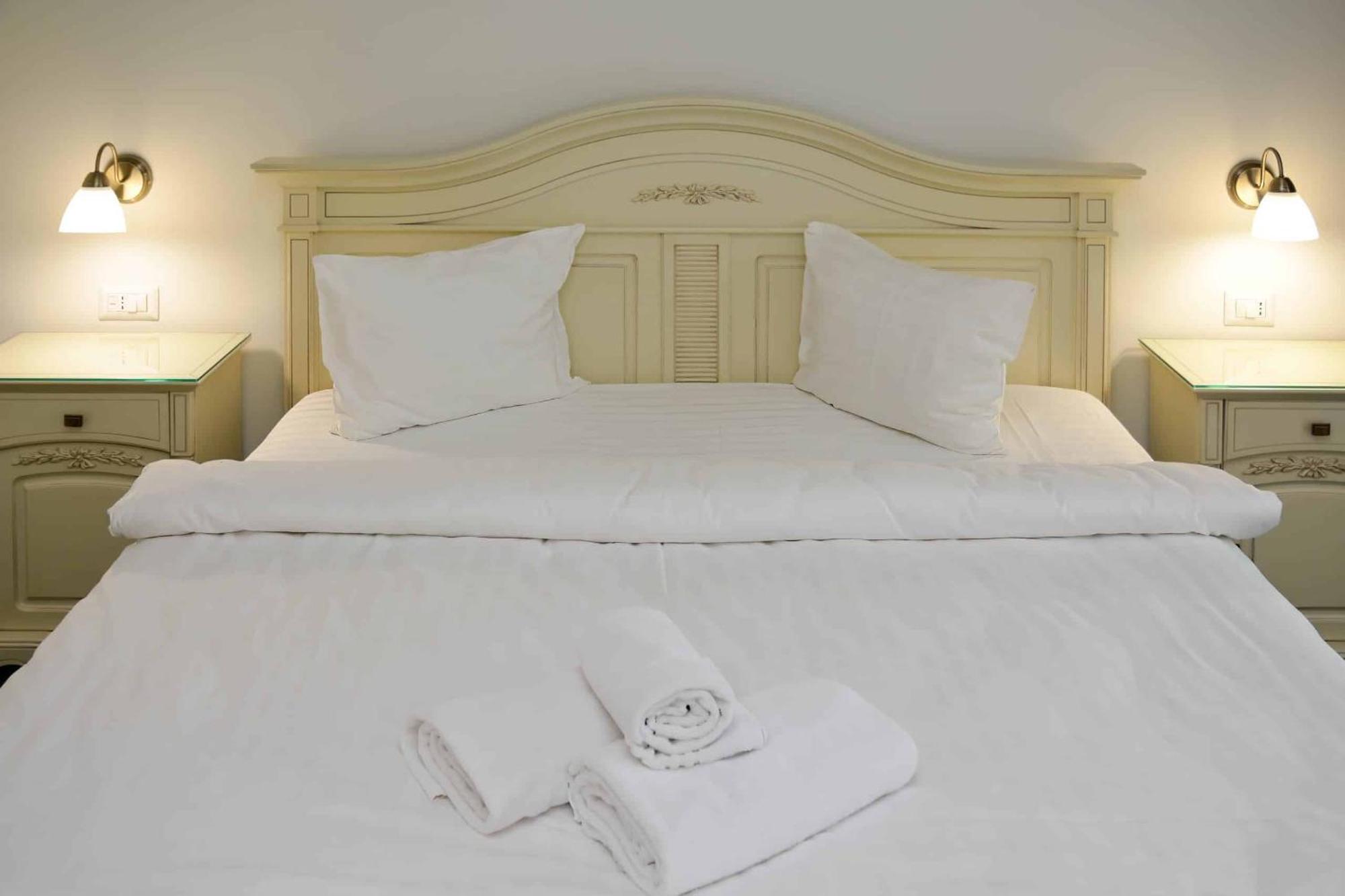 Green Park Boutique Hotel Focşani 외부 사진